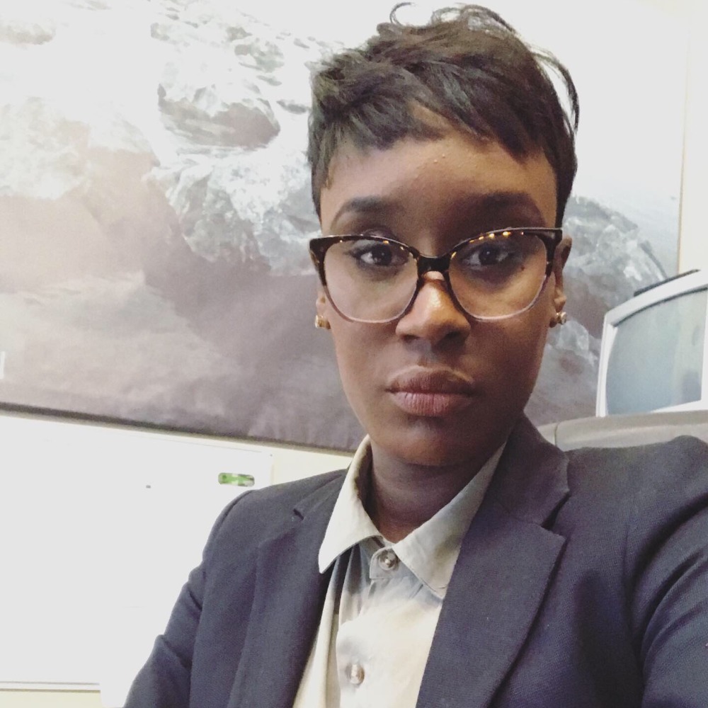 Meet your Posher, Alexis